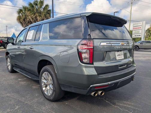 Silver Sage Metallic 2023 Chevrolet Suburban Premier