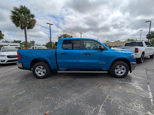 Hydro Blue Pearlcoat 2026 RAM 1500 Big Horn/Lone Star
