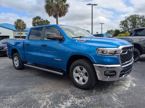 Hydro Blue Pearlcoat 2026 RAM 1500 Big Horn/Lone Star