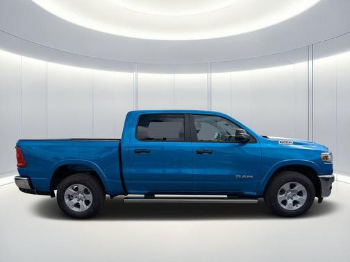Hydro Blue Pearlcoat 2026 RAM 1500 Big Horn/Lone Star
