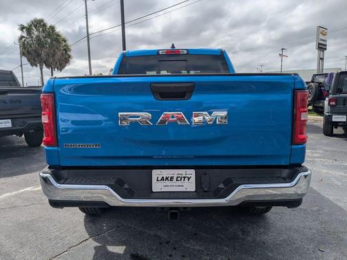 Hydro Blue Pearlcoat 2026 RAM 1500 Big Horn/Lone Star