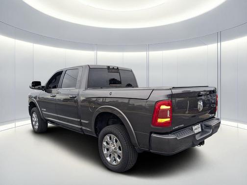 2020 RAM 2500 Limited Crew Cab 4X4 6'4' Box