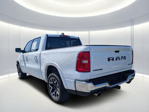 Bright White Clearcoat 2026 RAM 1500 Laramie