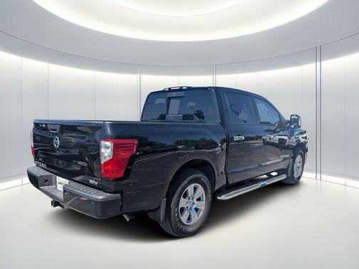 Magnetic Black 2017 Nissan Titan SV
