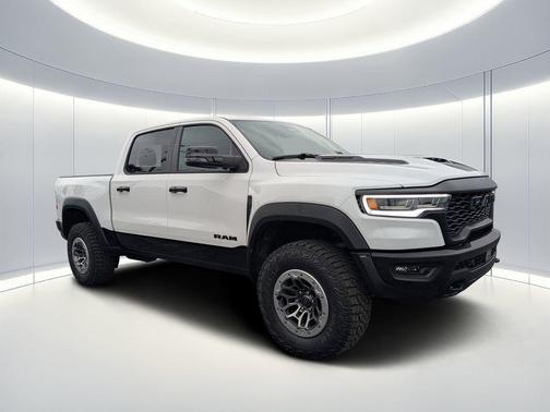 2026 RAM 1500 RHO Crew Cab 4x4 5'7' Box