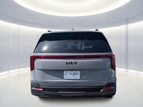 Ceramic Silver 2026 Kia Carnival Hybrid SX Prestige