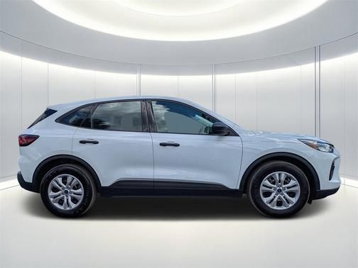 2023 Ford Escape SE