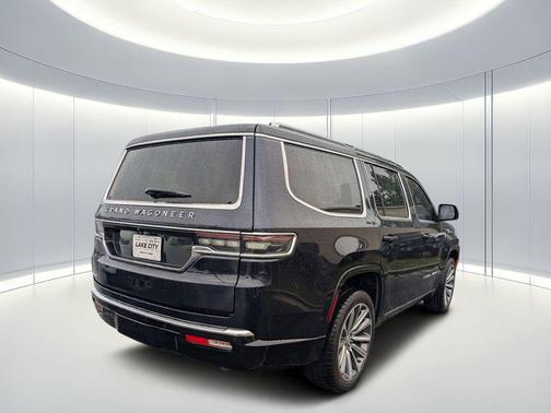 Midnight Sky 2023 Jeep Grand Wagoneer 4x4