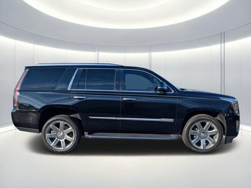 2018 Cadillac Escalade Luxury