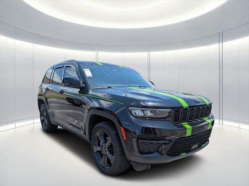 2023 Jeep Grand Cherokee Altitude