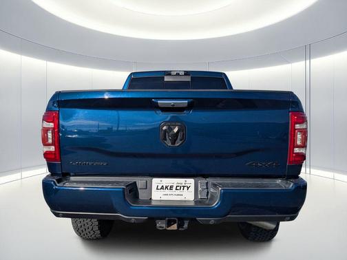 2022 RAM 2500 Limited Mega Cab 4x4 6'4' Box