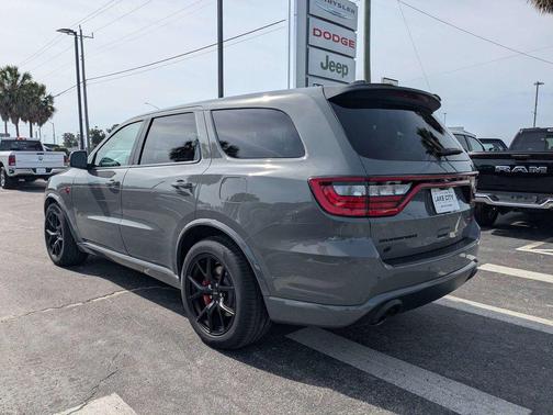 Destroyer Gray Clearcoat 2026 Dodge Durango SRT Jailbreak