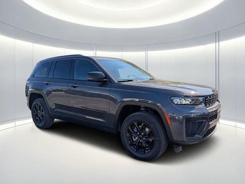 2026 Jeep Grand Cherokee Altitude