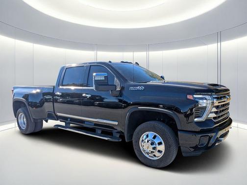 2025 Chevrolet Silverado 3500 High Country
