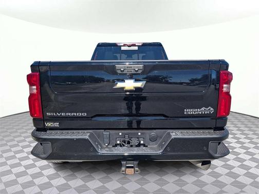 2025 Chevrolet Silverado 3500 High Country