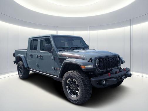 Anvil Clearcoat 2026 Jeep Gladiator Shadow Ops 4x4