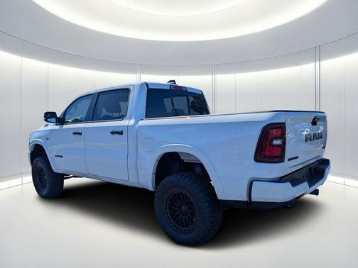 Bright White Clearcoat 2026 RAM 1500 Big Horn/Lone Star