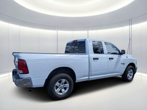 Bright White Clearcoat 2024 RAM 1500 Classic SLT