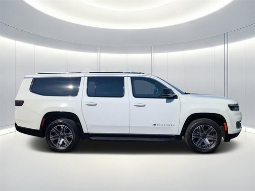 2024 Jeep Wagoneer L Series II 4x4