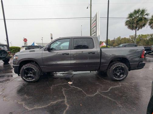 2026 RAM 1500 Warlock Crew Cab 4x4 5'7' Box