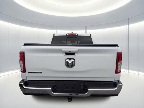 Bright White Clearcoat 2022 RAM 1500 Big Horn/Lone Star