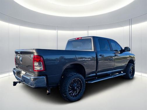 2019 RAM 2500 Big Horn Crew Cab 4x4 6'4' Box