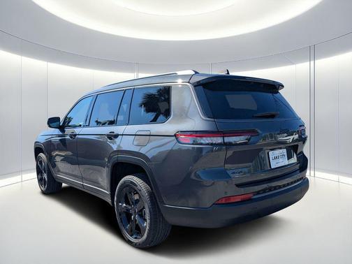 Baltic Gray Metallic Clearcoat 2026 Jeep Grand Cherokee L Limited