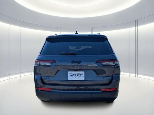 Baltic Gray Metallic Clearcoat 2026 Jeep Grand Cherokee L Limited