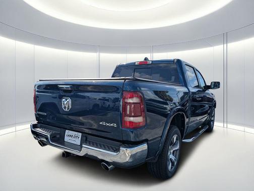 Patriot Blue Pearlcoat 2021 RAM 1500 Laramie