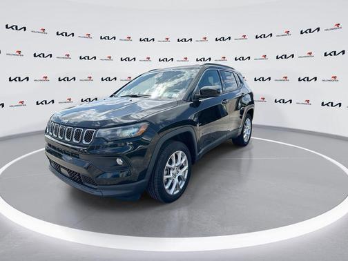 Diamond Black 2023 Jeep Compass Latitude Lux