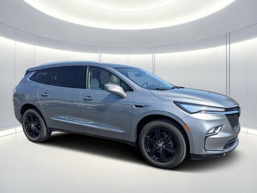 Moonstone Gray Metallic 2023 Buick Enclave Essence FWD