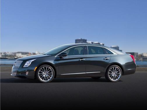 White Diamond Tricoat 2015 Cadillac XTS Vsport Platinum