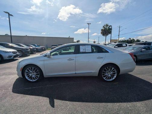 White Diamond Tricoat 2015 Cadillac XTS Vsport Platinum