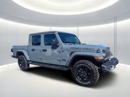 2025 Jeep Gladiator High Tide