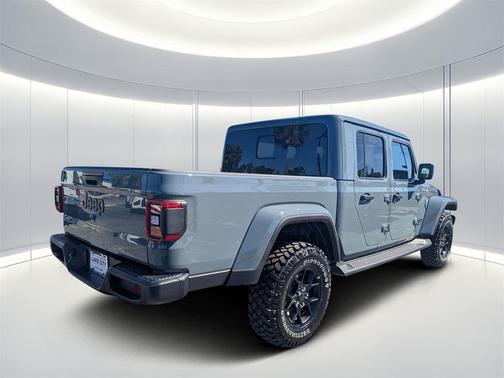 2025 Jeep Gladiator High Tide