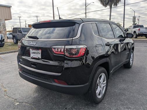 2023 Jeep Compass Sport