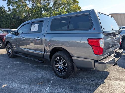 2021 Nissan Titan SV