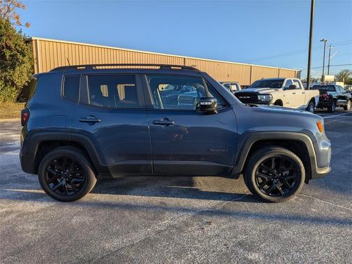 2022 Jeep Renegade Altitude
