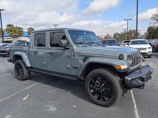 2025 Jeep Gladiator Nighthawk