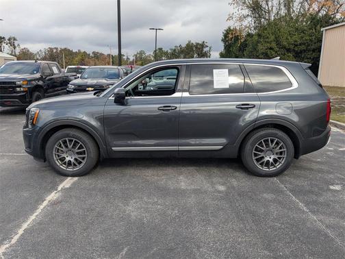 2022 Kia Telluride LX