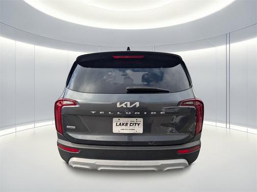 2022 Kia Telluride LX