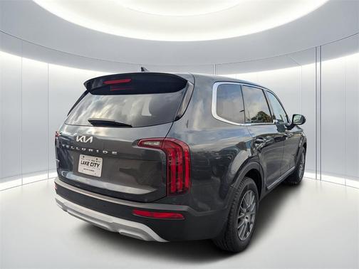 2022 Kia Telluride LX