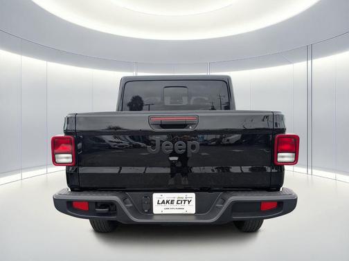 Black Clearcoat 2026 Jeep Gladiator Sport S