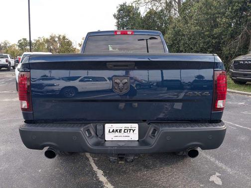 2024 RAM 1500 Classic Warlock Quad Cab 4x4 6'4' Box