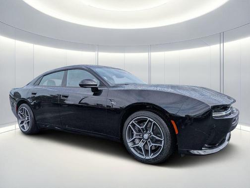 Diamond Black Crystal Pearlcoat 2026 Dodge Charger R/T