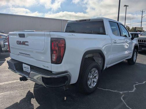 2024 GMC Sierra 1500 SLE