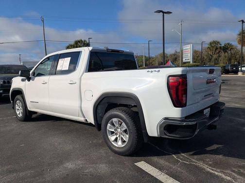 2024 GMC Sierra 1500 SLE