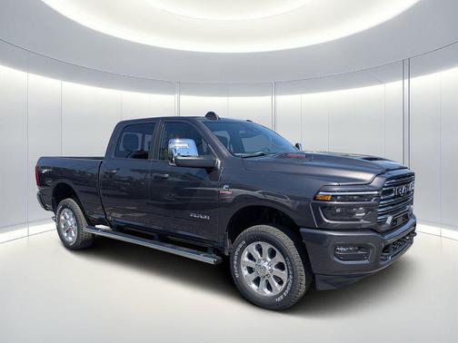 Granite Crystal Metallic Clearcoat 2026 RAM 2500 Laramie Crew Cab 4x4 6'4' Box