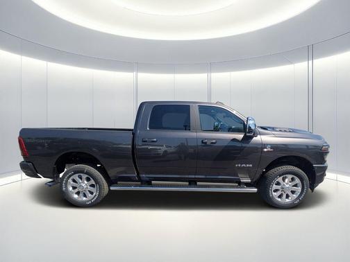 Granite Crystal Metallic Clearcoat 2026 RAM 2500 Laramie Crew Cab 4x4 6'4' Box