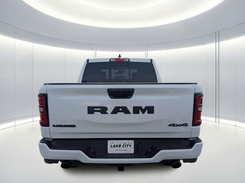 Bright White Clearcoat 2026 RAM 1500 Laramie